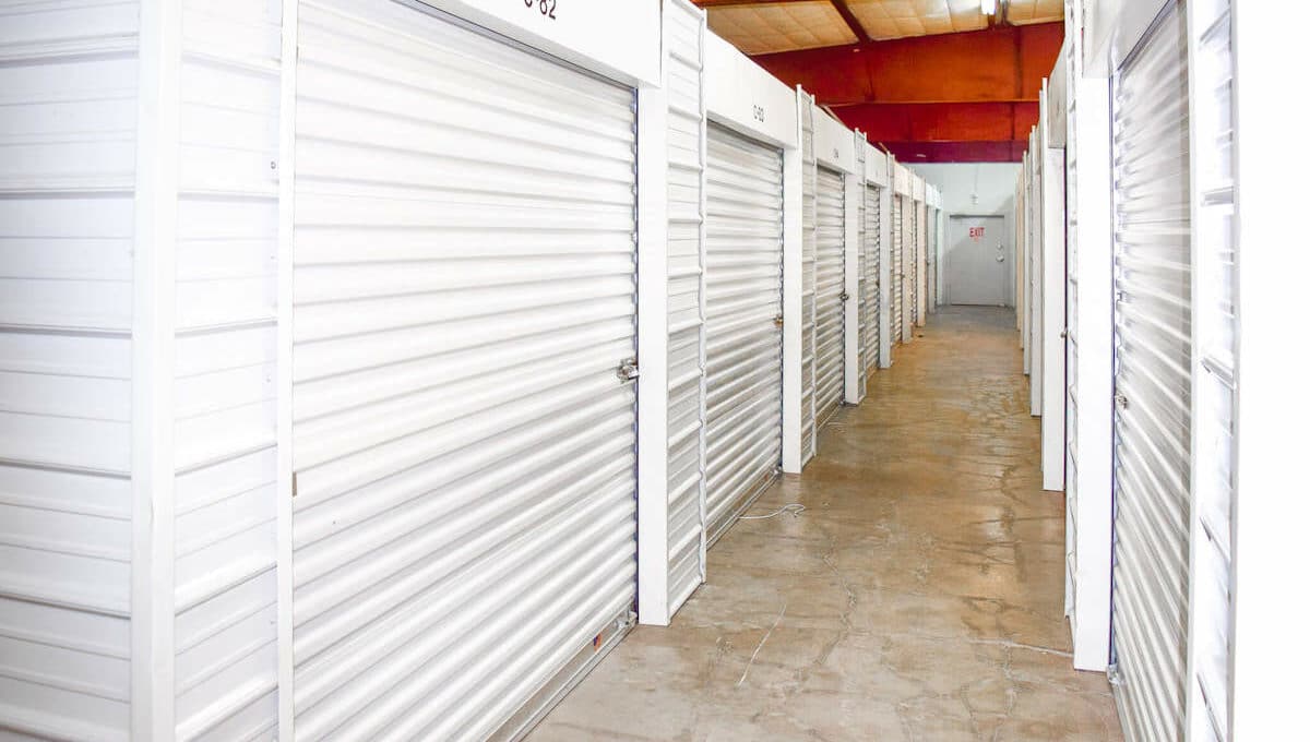 Self Storage in Veterans Memorial Drive, TX Storage King USA